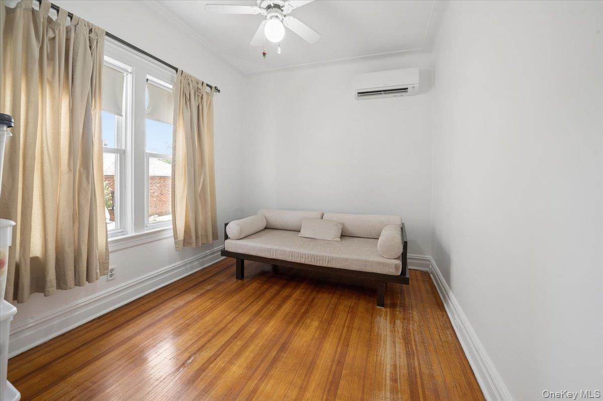 Single Family Sommer Place  Bronx, NY 10465, MLS-1024628-13