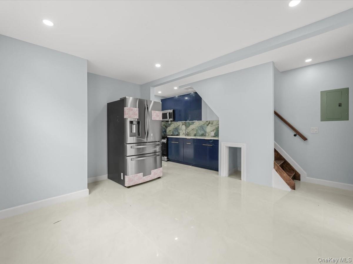 Single Family Linden Boulevard Queens, NY 11420, MLS-1024646-17