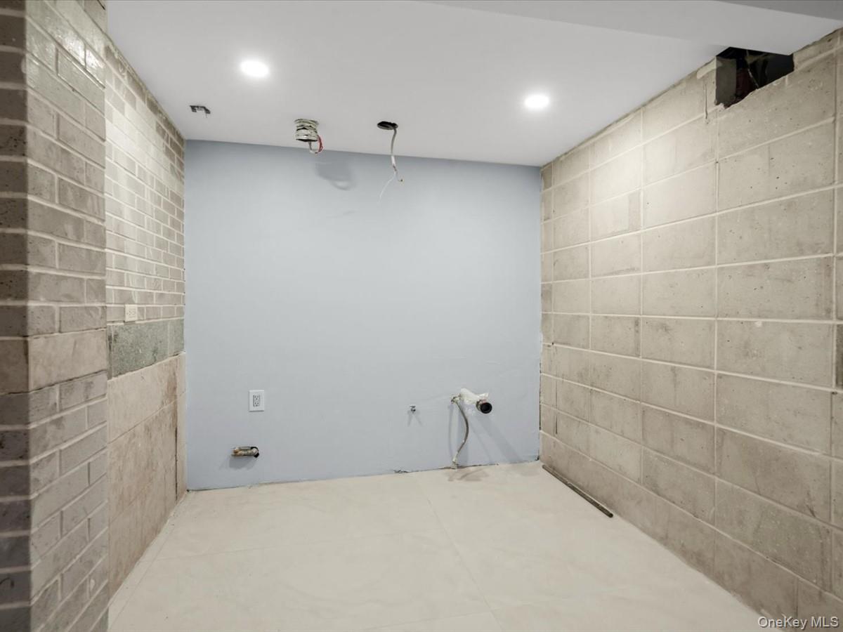 Single Family Linden Boulevard Queens, NY 11420, MLS-1024646-26