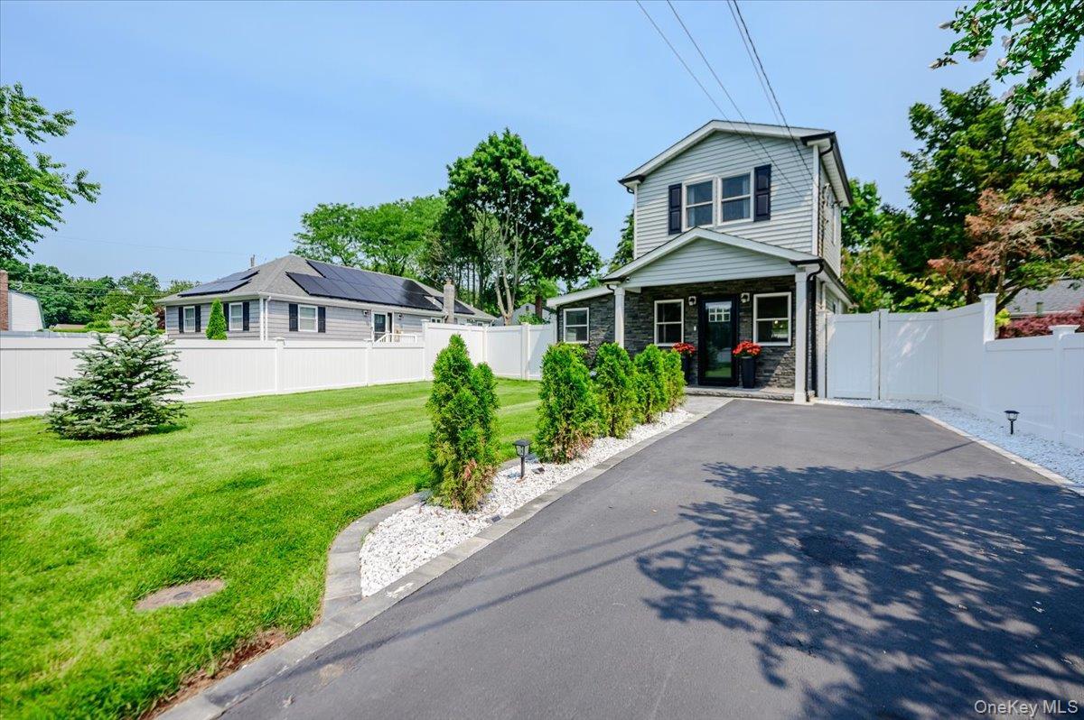 Single Family Rose Street Suffolk County, NY 11788, MLS-1024655-2