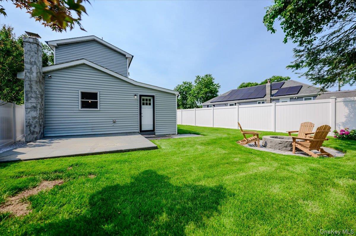 Single Family Rose Street  Suffolk County, NY 11788, MLS-1024655-22