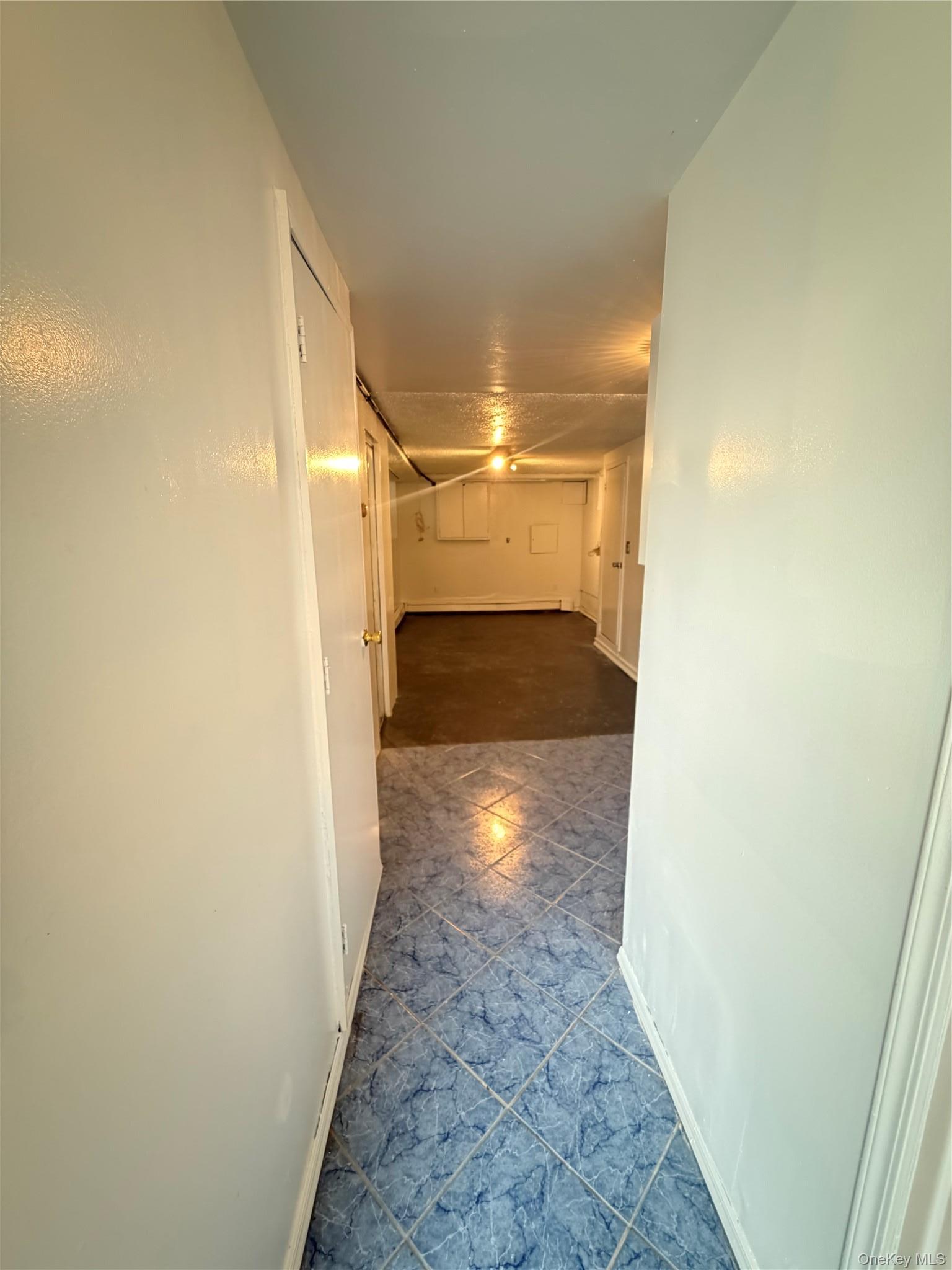 Single Family Bruner Avenue Bronx, NY 10466, MLS-1024692-17