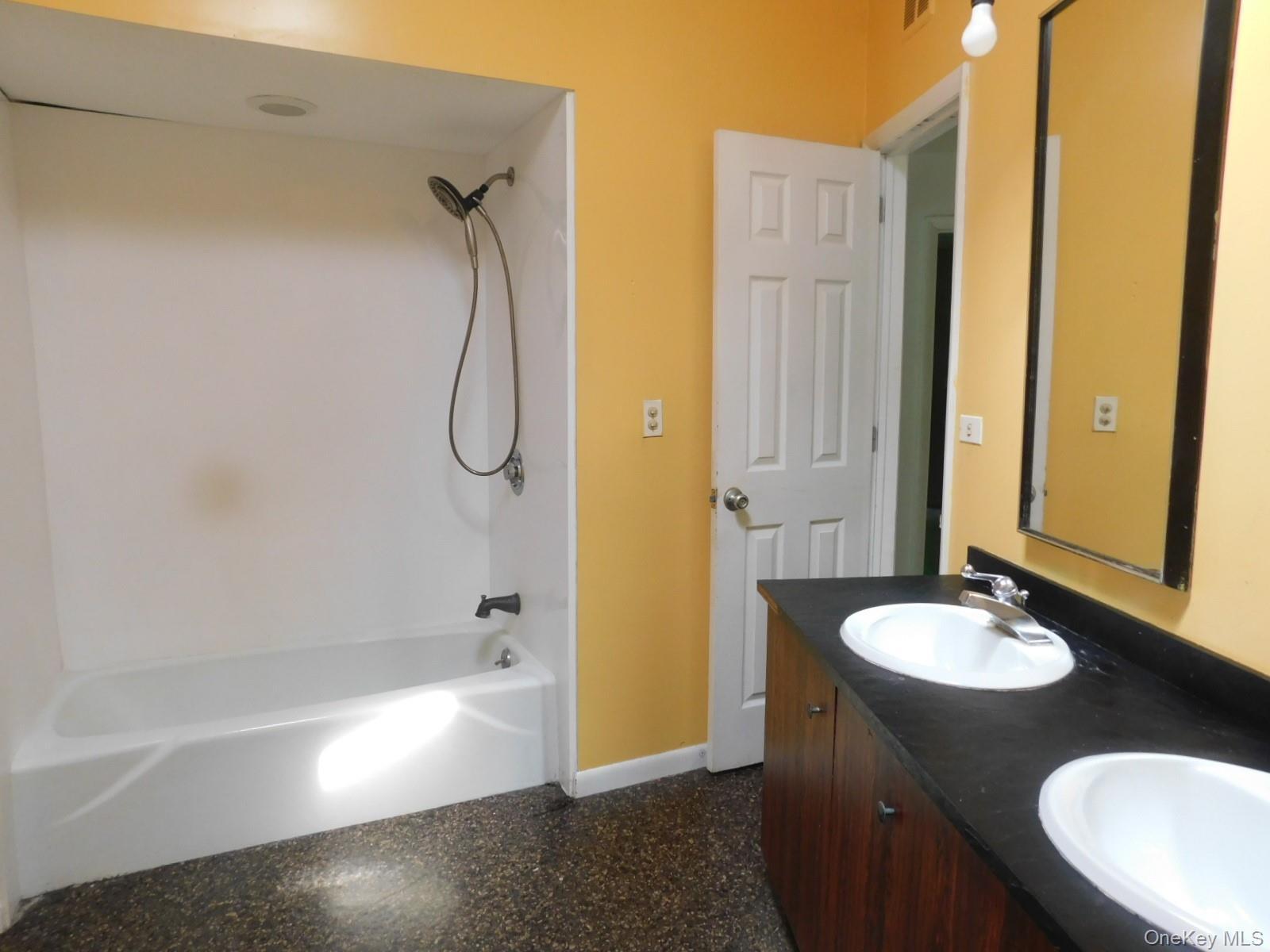 Single Family Mac Farlane Road Dutchess County, NY 12590, MLS-1024703-10