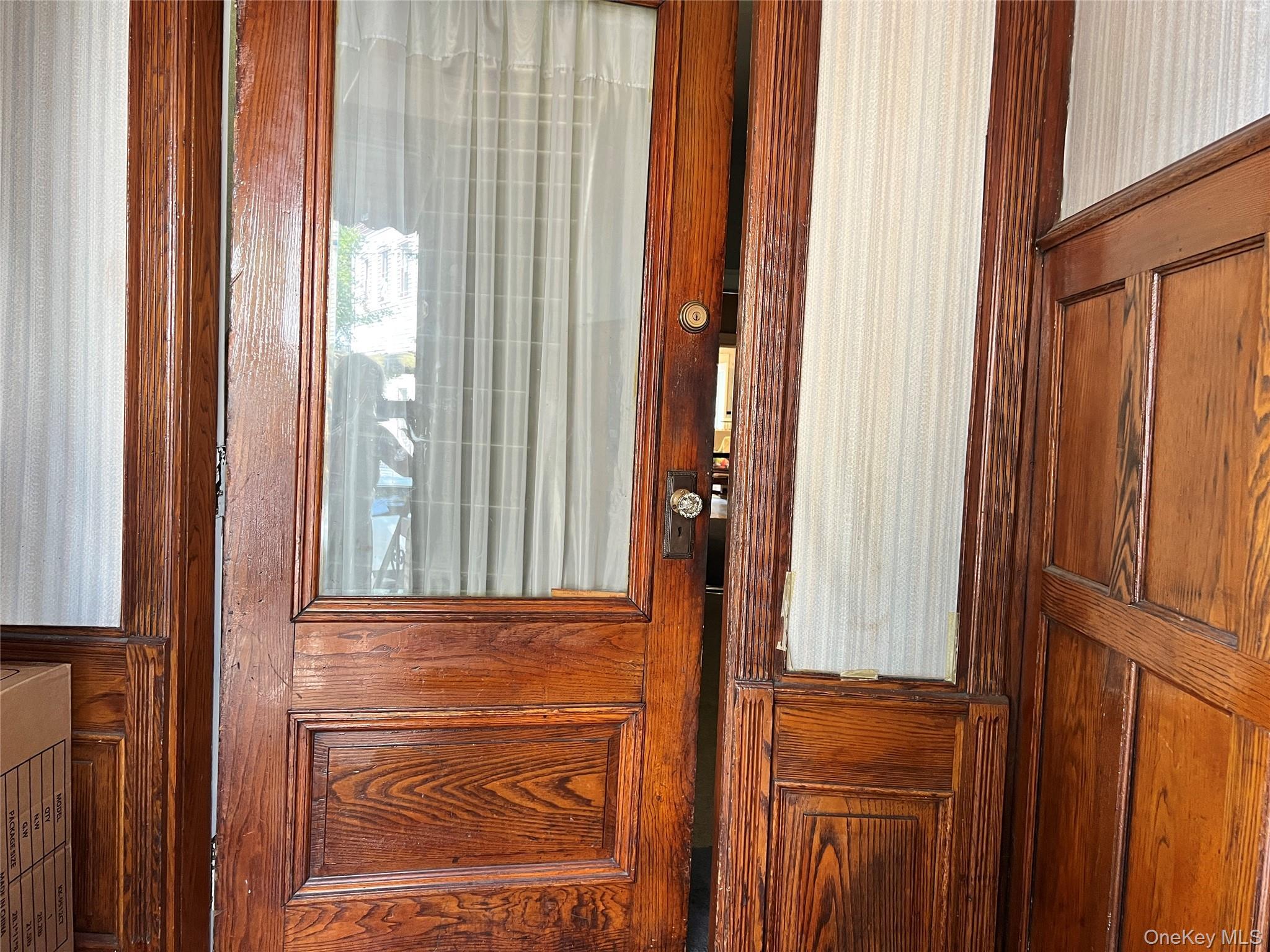 Single Family 77 Avenue Queens, NY 11385, MLS-1024736-2
