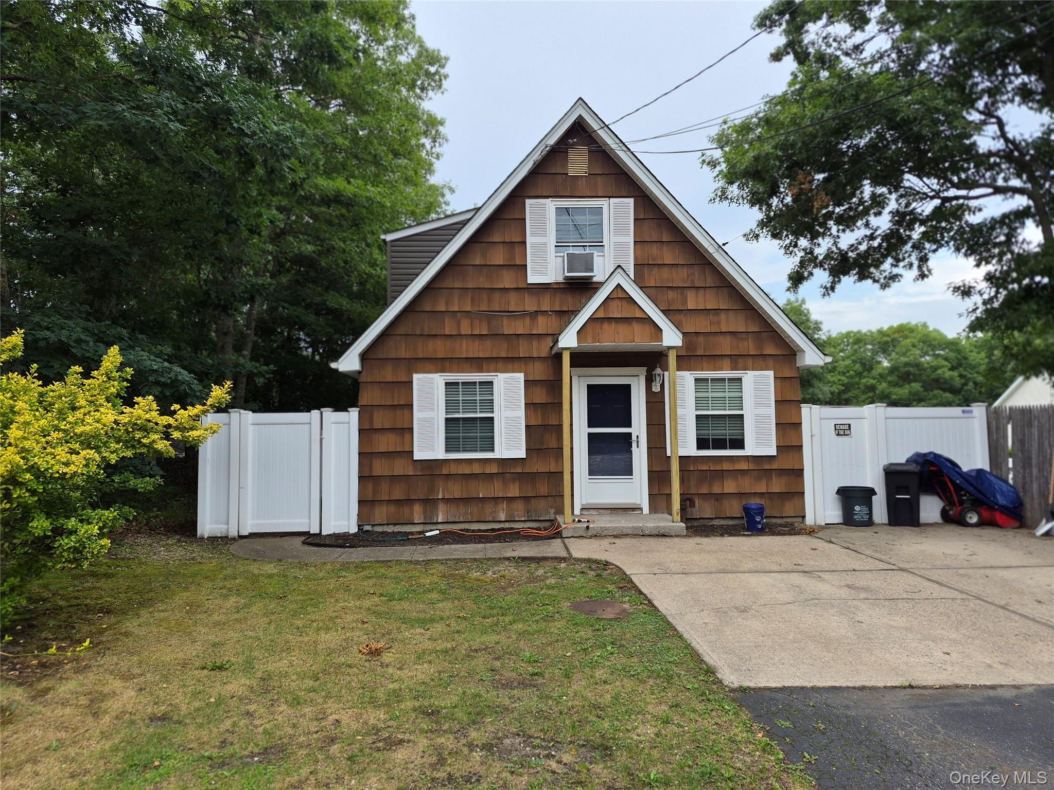Single Family N Ocean Avenue  Suffolk County, NY 11763, MLS-1024749-23