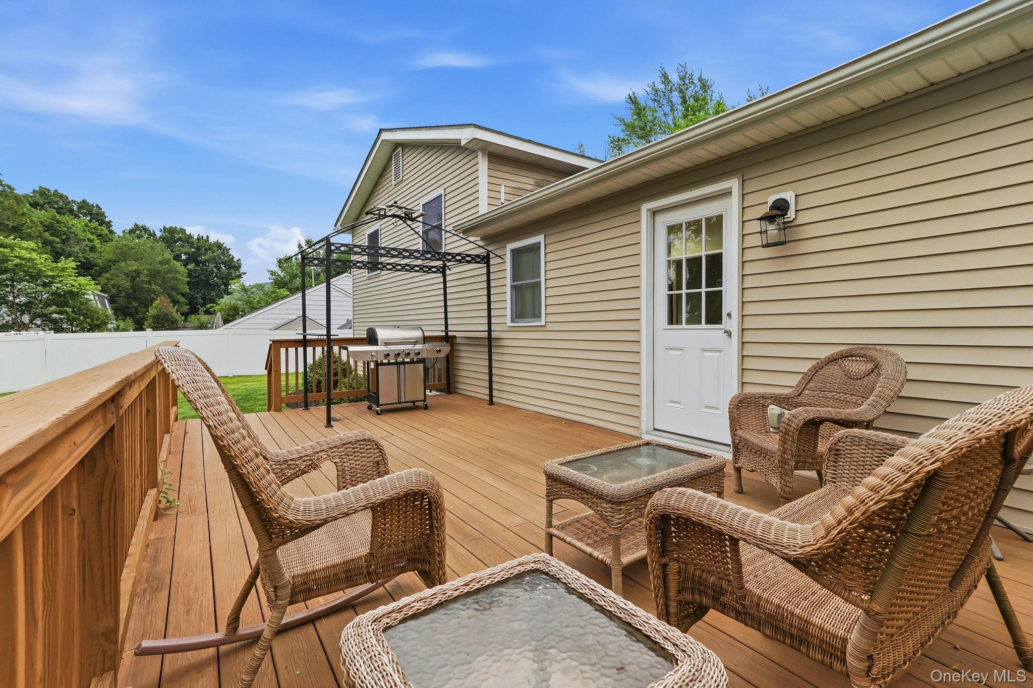 Single Family Riverview Drive Dutchess County, NY 12524, MLS-1024753-24