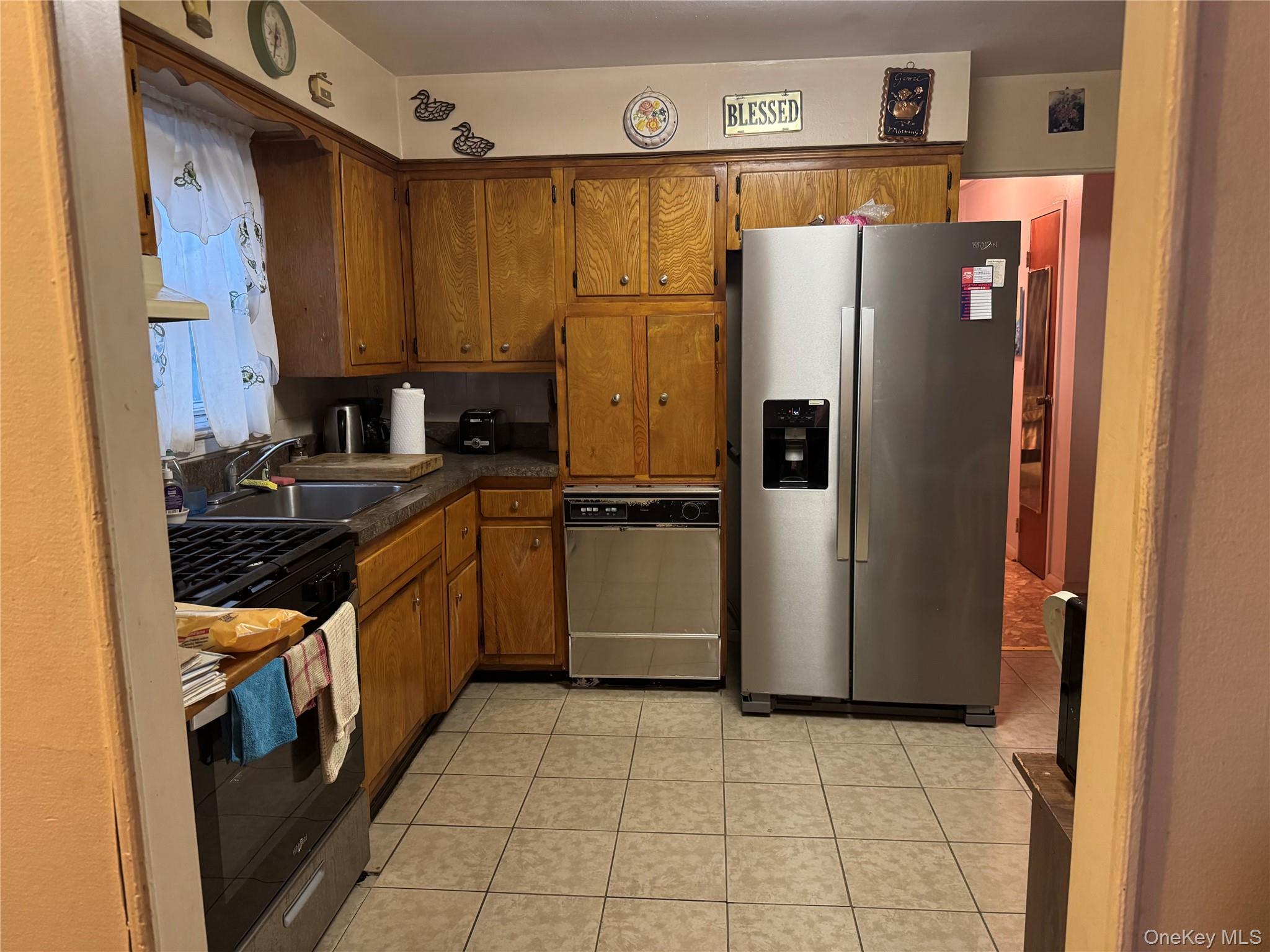 Single Family Ocean Crest Boulevard  Queens, NY 11691, MLS-1024774-4