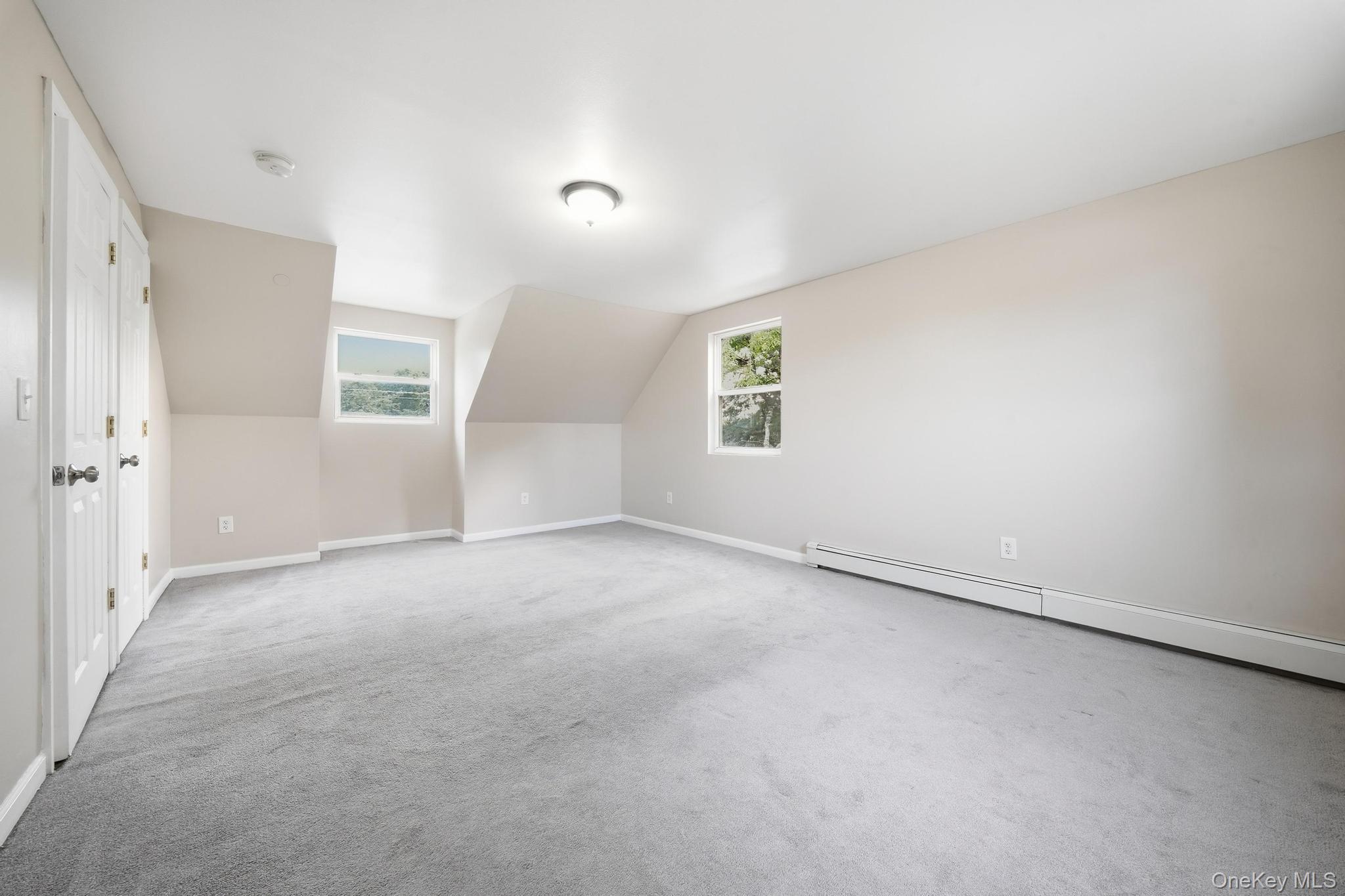 Single Family Schleigel Boulevard Nassau County, NY 11735, MLS-1024776-15