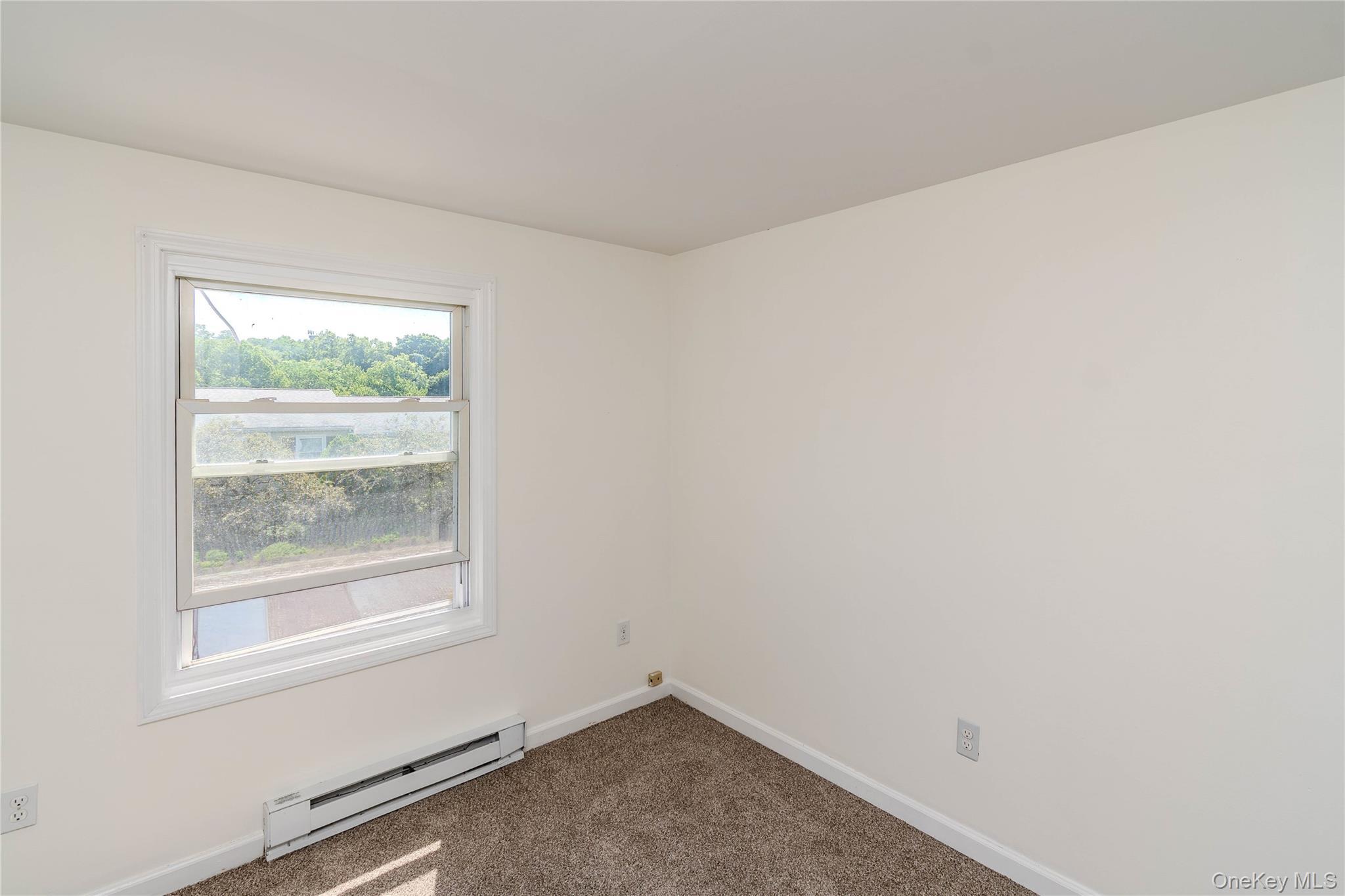Single Family Rinaldi Boulevard Dutchess County, NY 12601, MLS-1024789-21