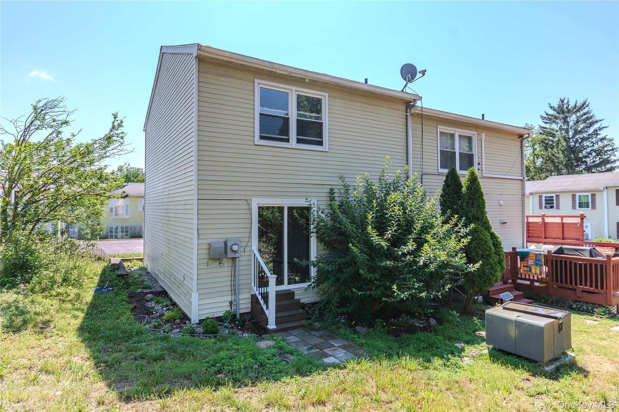 Single Family Rinaldi Boulevard Dutchess County, NY 12601, MLS-1024789-5