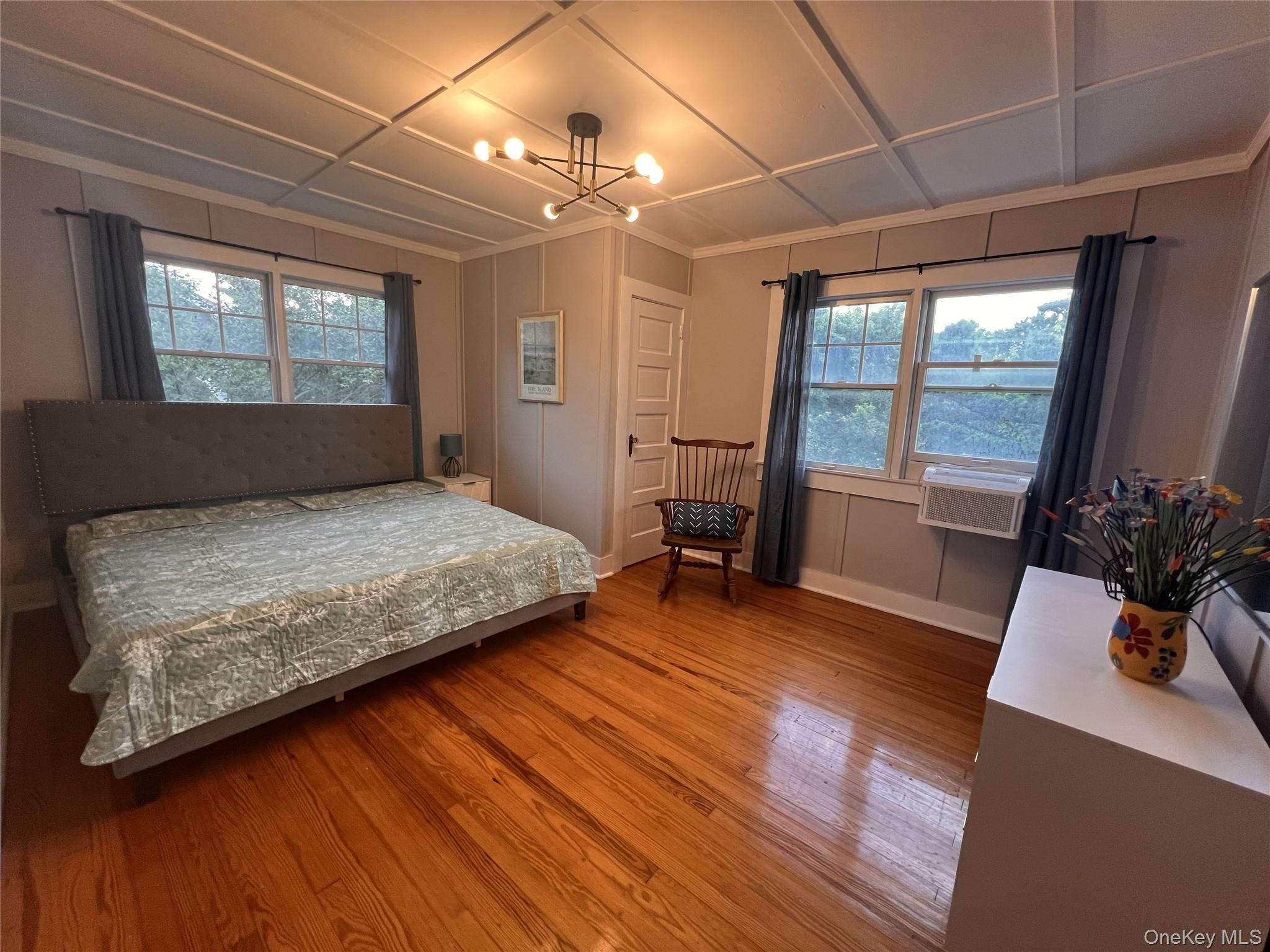 Single Family Crescent Avenue  Suffolk County, NY 11770, MLS-1024800-11