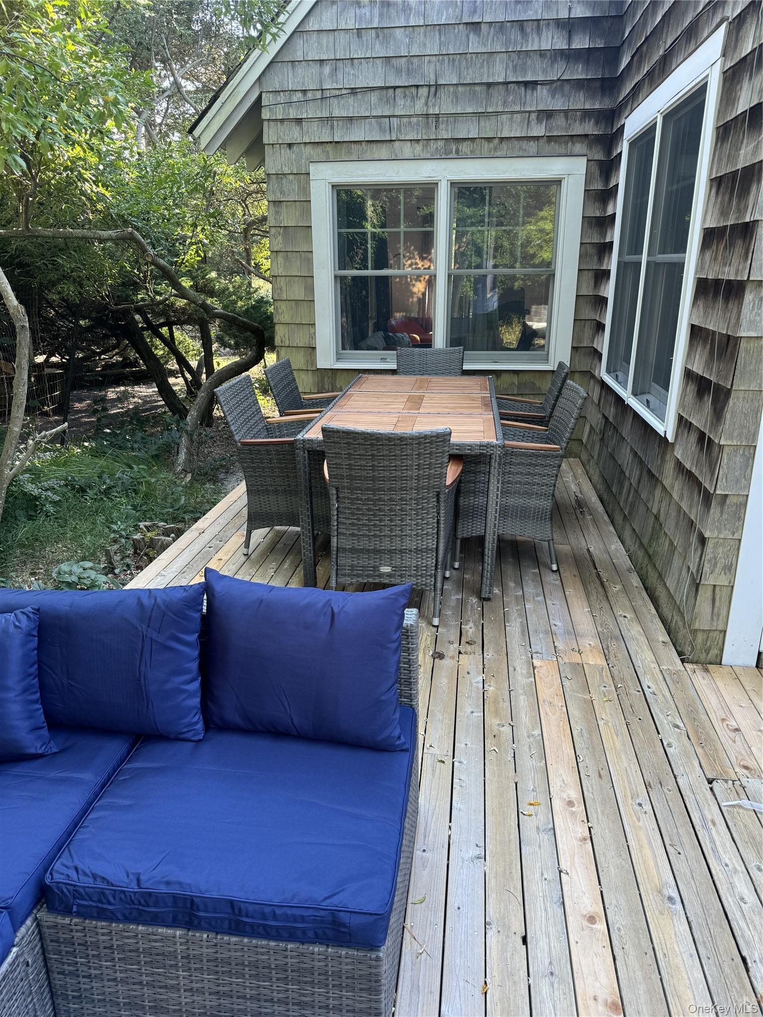 Single Family Crescent Avenue  Suffolk County, NY 11770, MLS-1024800-18