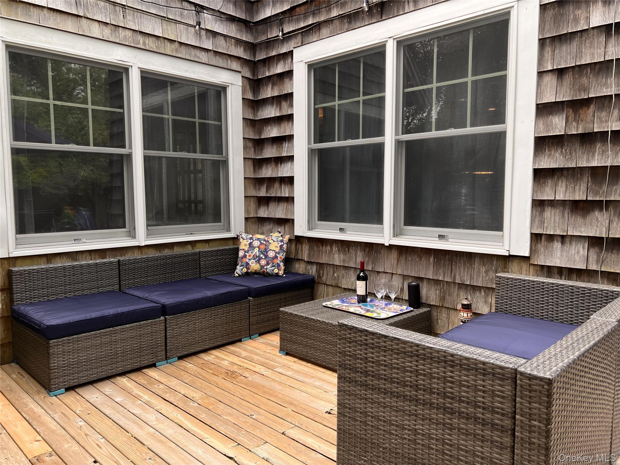 Single Family Crescent Avenue  Suffolk County, NY 11770, MLS-1024800-24