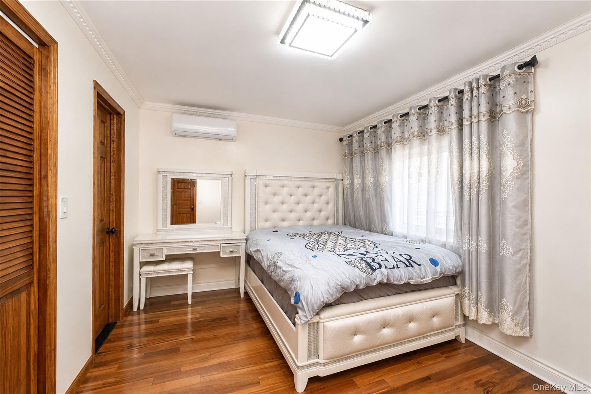 Single Family E 35th Street  Brooklyn, NY 11234, MLS-1024814-16