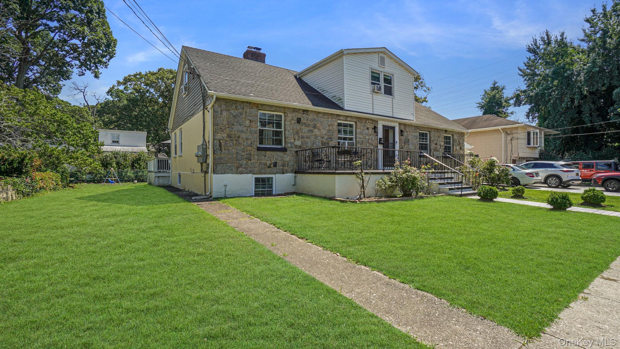 Single Family S Montgomery St Nassau County, NY 11580, MLS-1024816-2