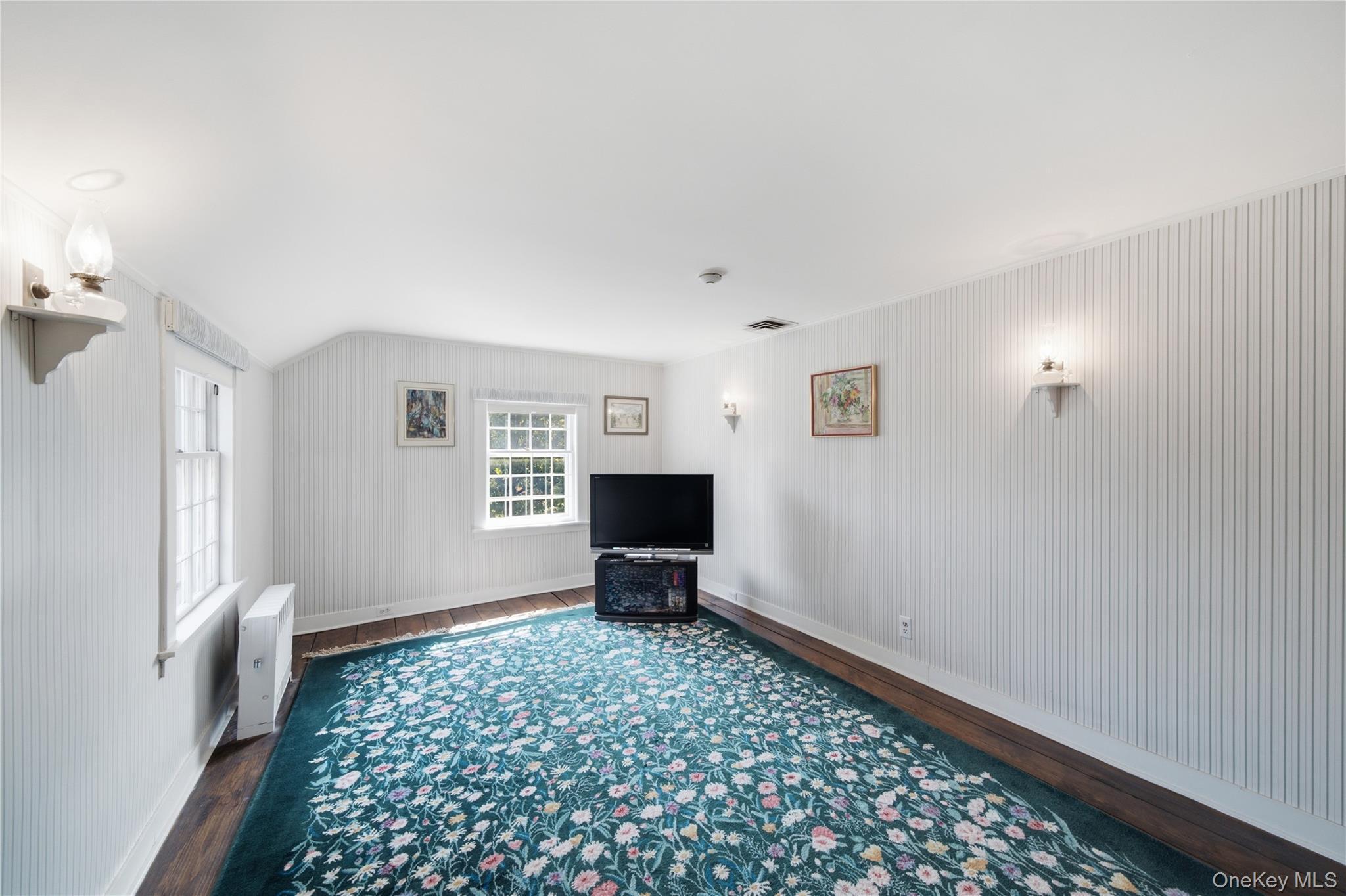 Single Family Manor Road Queens, NY 11363, MLS-1024826-21