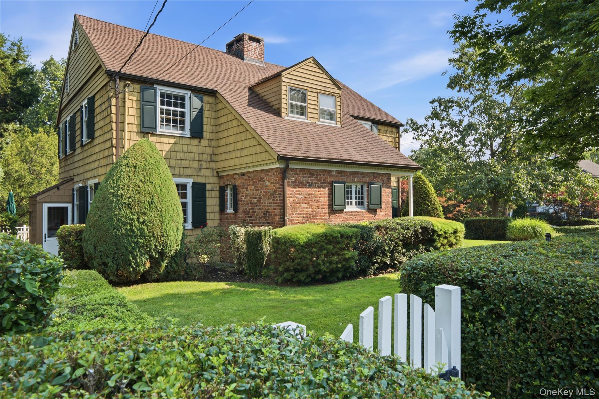 Single Family Manor Road Queens, NY 11363, MLS-1024826-3
