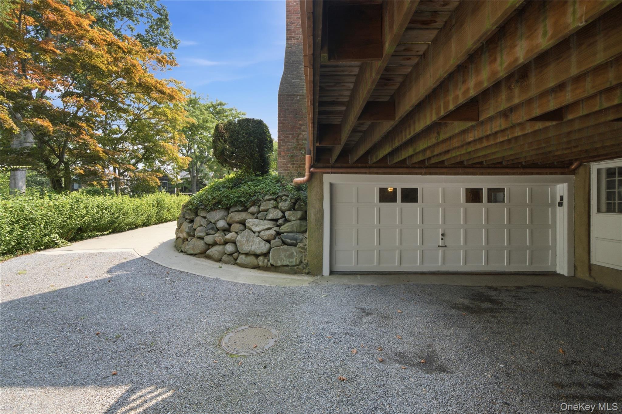 Single Family Manor Road Queens, NY 11363, MLS-1024826-34