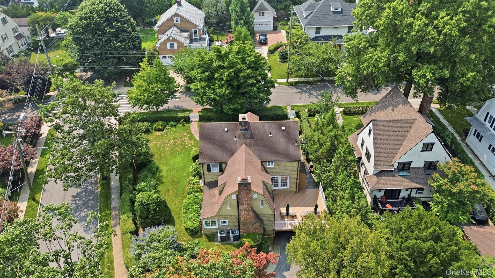 Single Family Manor Road Queens, NY 11363, MLS-1024826-37