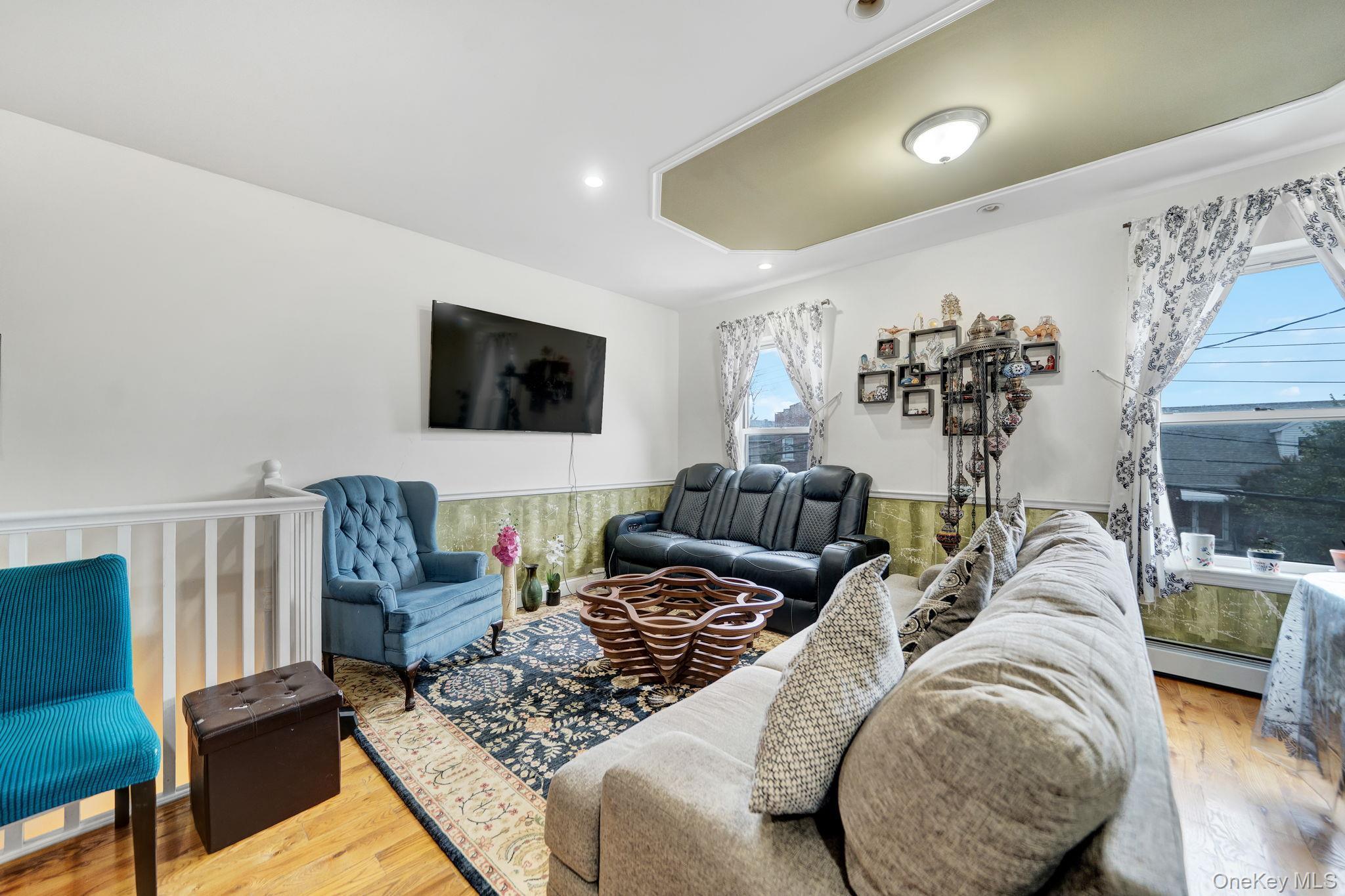 Single Family Quimby Avenue Bronx, NY 10473, MLS-1024832-3