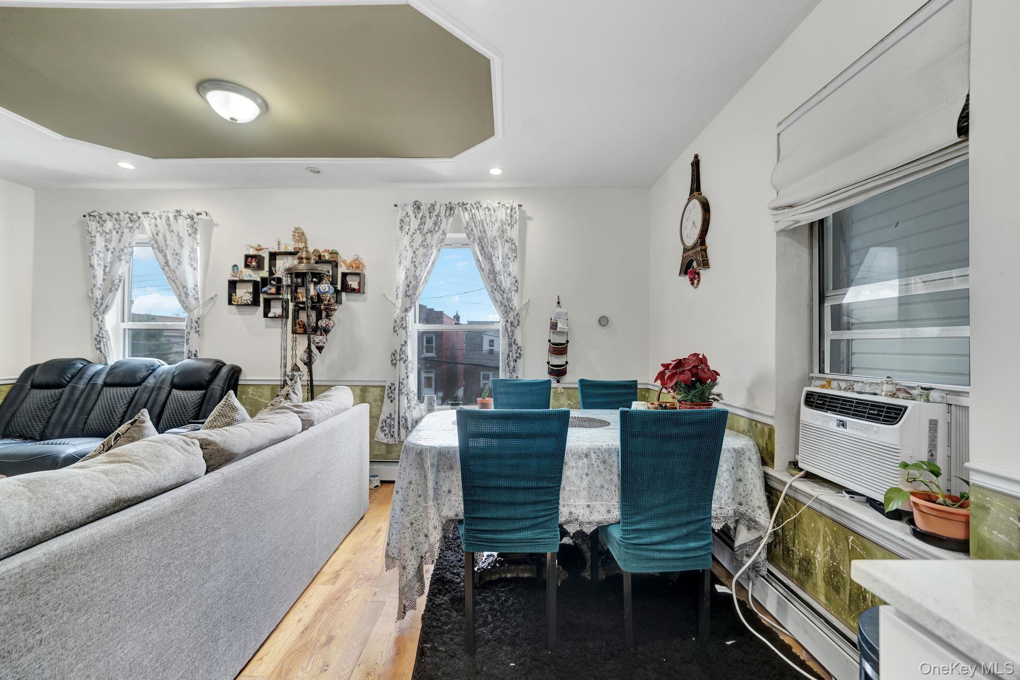 Single Family Quimby Avenue Bronx, NY 10473, MLS-1024832-4