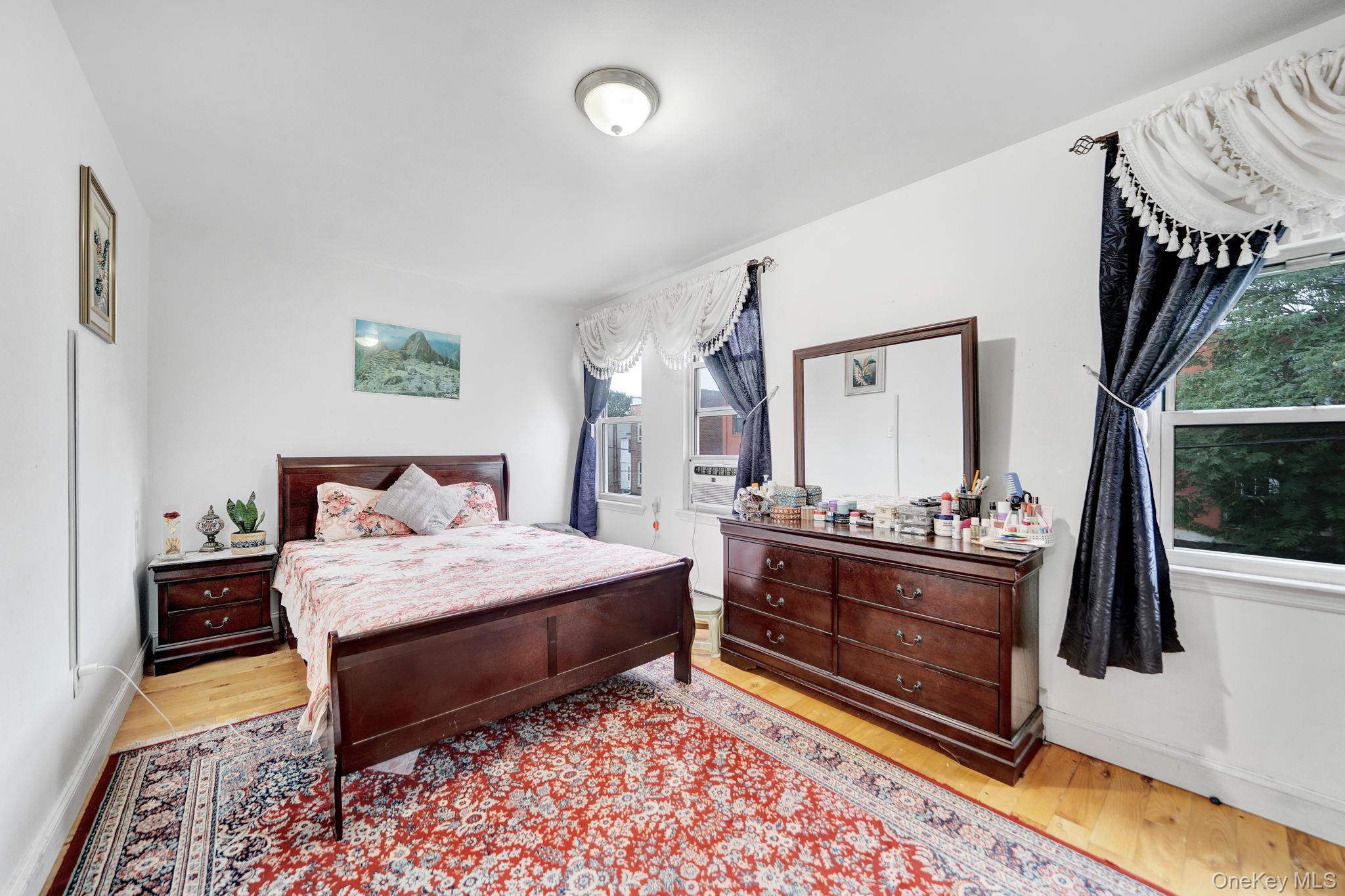 Single Family Quimby Avenue Bronx, NY 10473, MLS-1024832-9