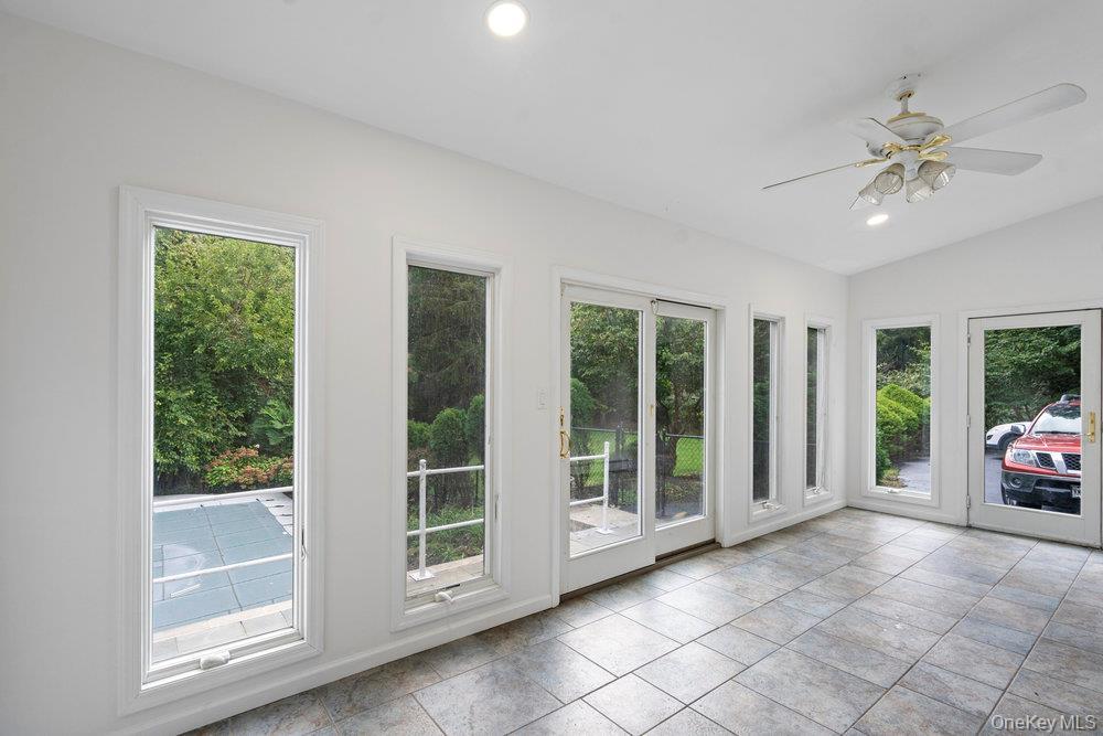 Single Family Shore Road Suffolk County, NY 11766, MLS-1024841-16