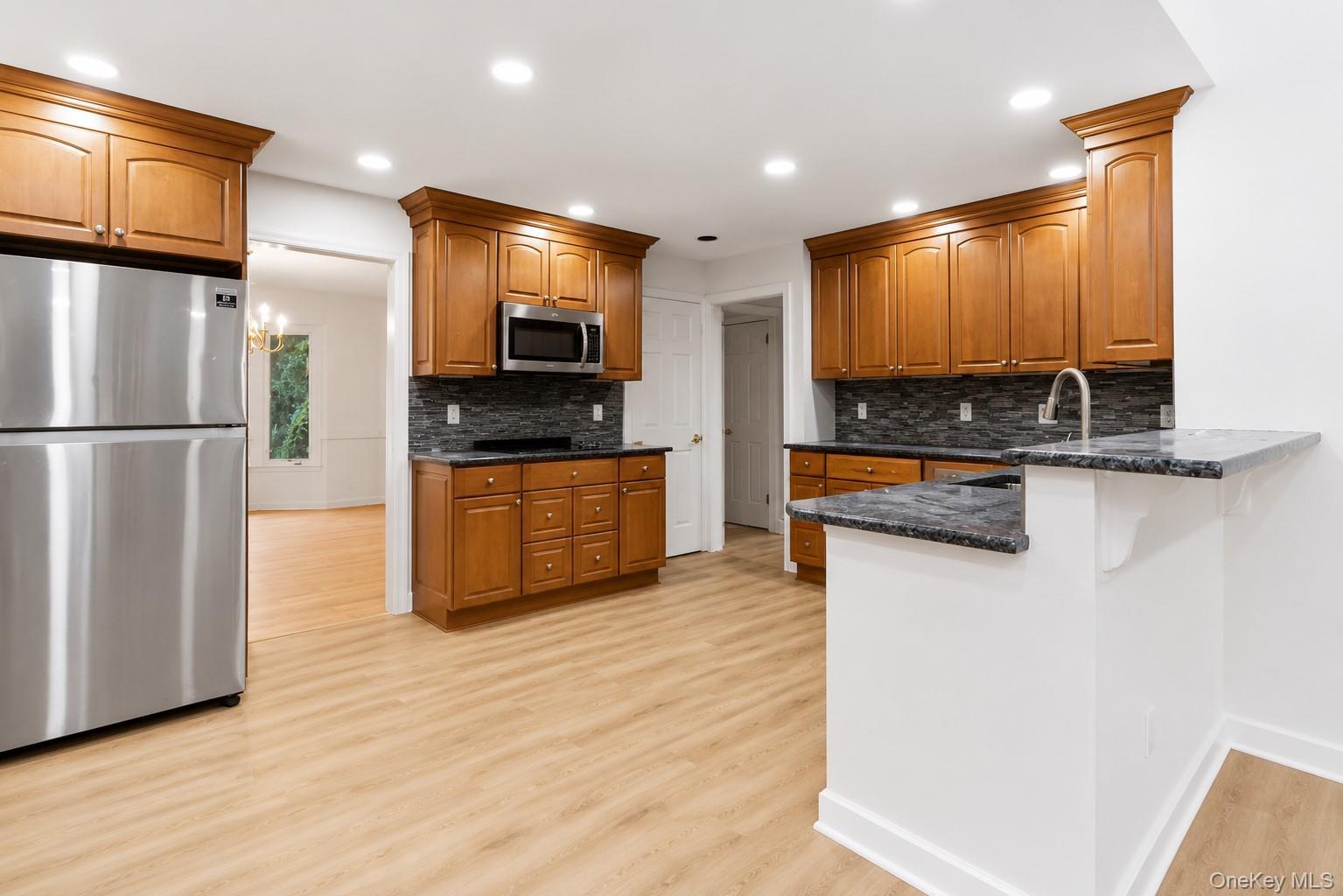 Single Family Shore Road Suffolk County, NY 11766, MLS-1024841-2