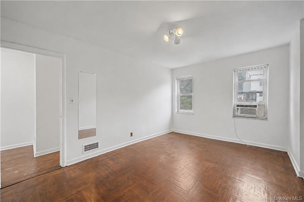 Single Family Van Cortlandt Park S Bronx, NY 10463, MLS-1024842-22