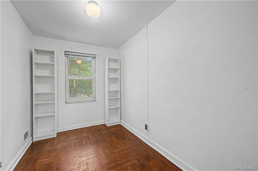 Single Family Van Cortlandt Park S Bronx, NY 10463, MLS-1024842-25