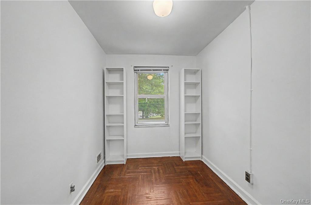 Single Family Van Cortlandt Park S Bronx, NY 10463, MLS-1024842-26