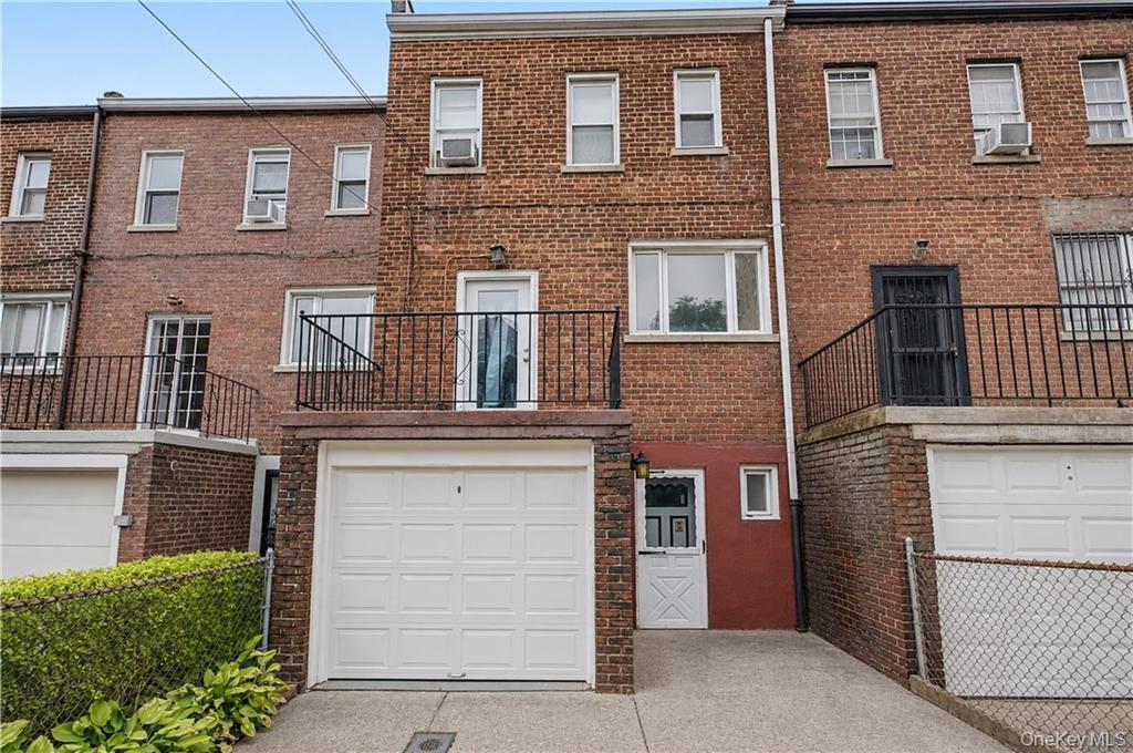 Single Family Van Cortlandt Park S Bronx, NY 10463, MLS-1024842-5