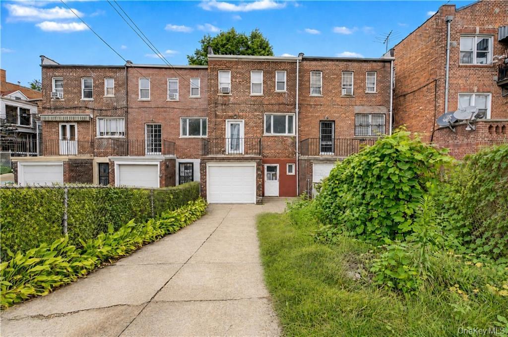 Single Family Van Cortlandt Park S Bronx, NY 10463, MLS-1024842-6