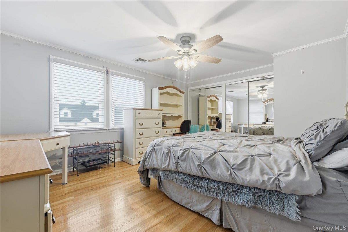 Single Family Harvey Avenue  Nassau County, NY 11572, MLS-1024857-22