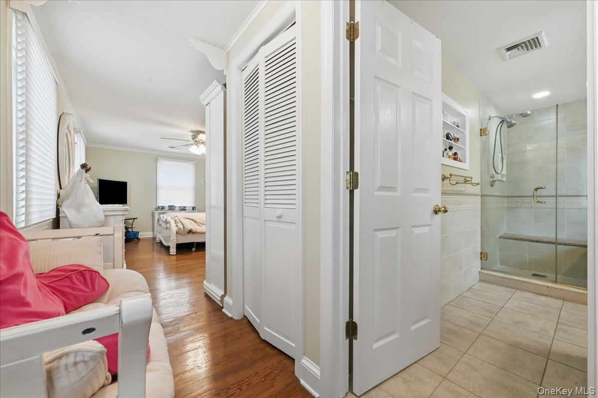 Single Family Harvey Avenue  Nassau County, NY 11572, MLS-1024857-25