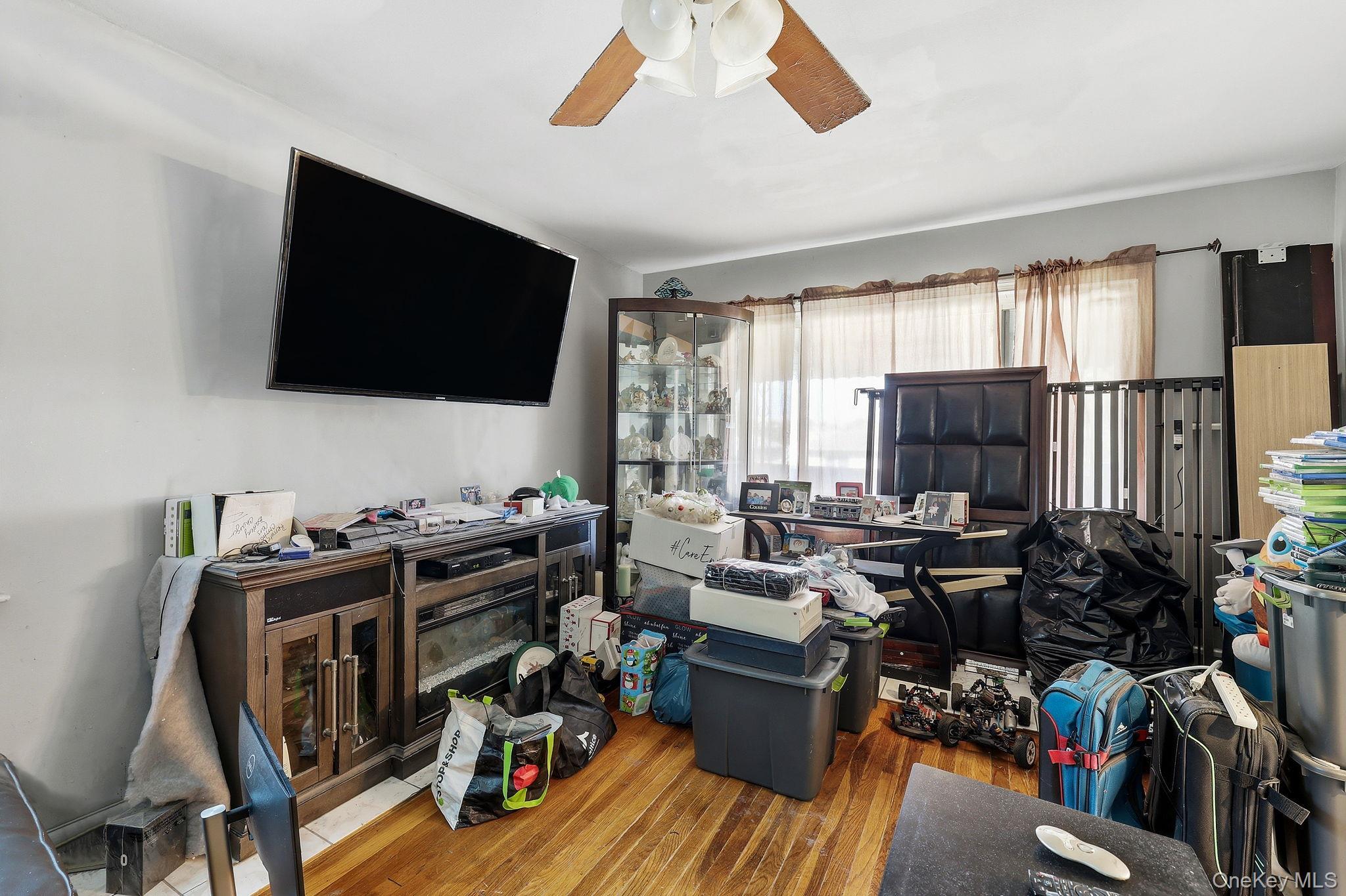 Single Family New Avenue Westchester County, NY 10704, MLS-1024882-15