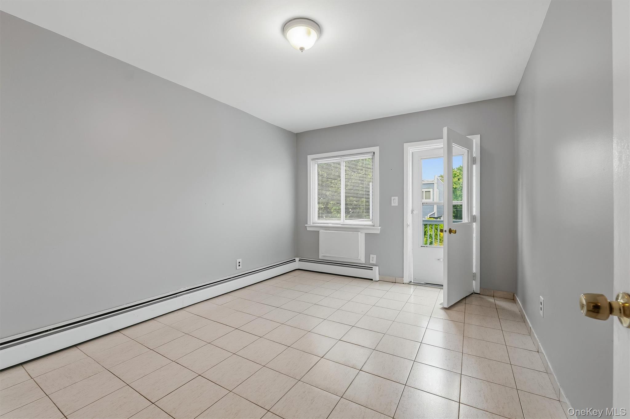 Single Family Giegerich Place Bronx, NY 10465, MLS-1024904-33