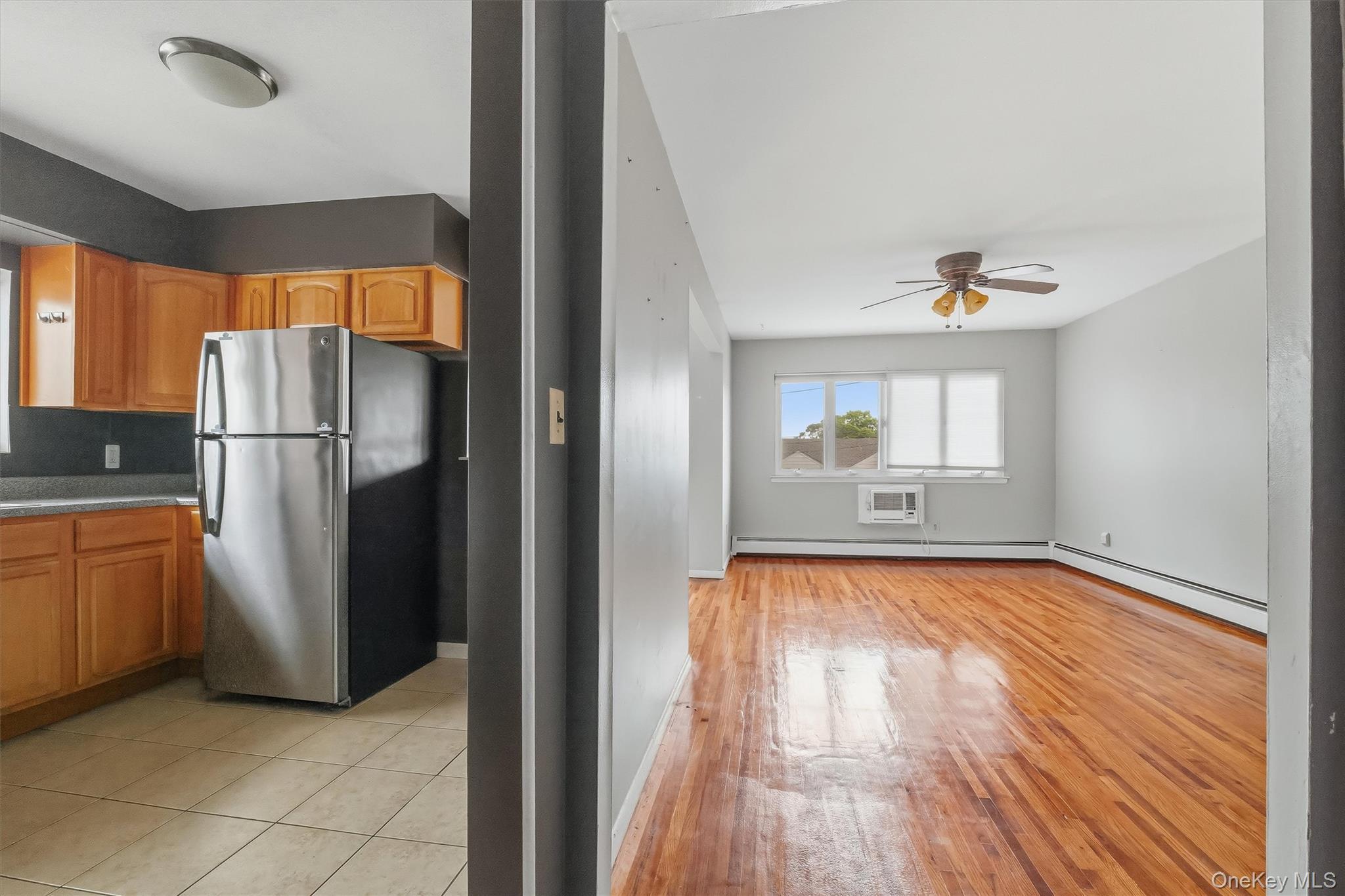 Single Family Giegerich Place Bronx, NY 10465, MLS-1024904-36