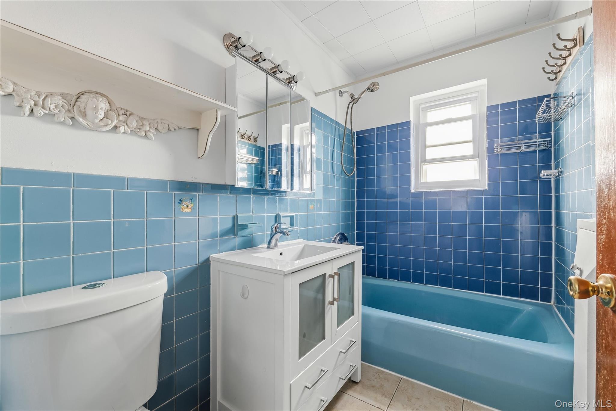 Single Family Giegerich Place Bronx, NY 10465, MLS-1024904-45