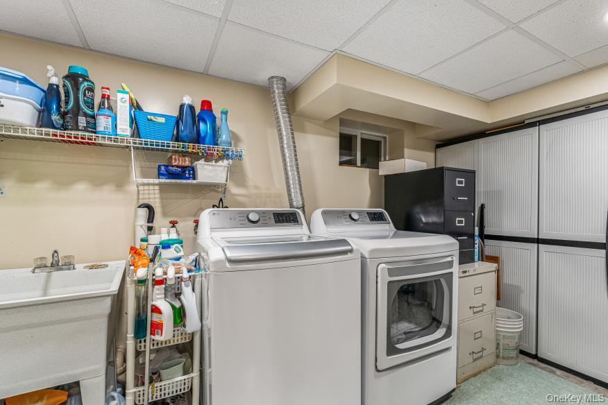 Single Family 253rd Street  Queens, NY 11426, MLS-1024945-18
