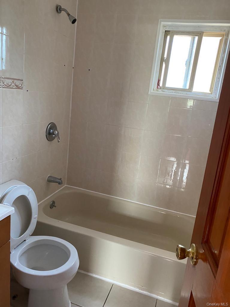 Single Family 159th Street Queens, NY 11365, MLS-1024961-8