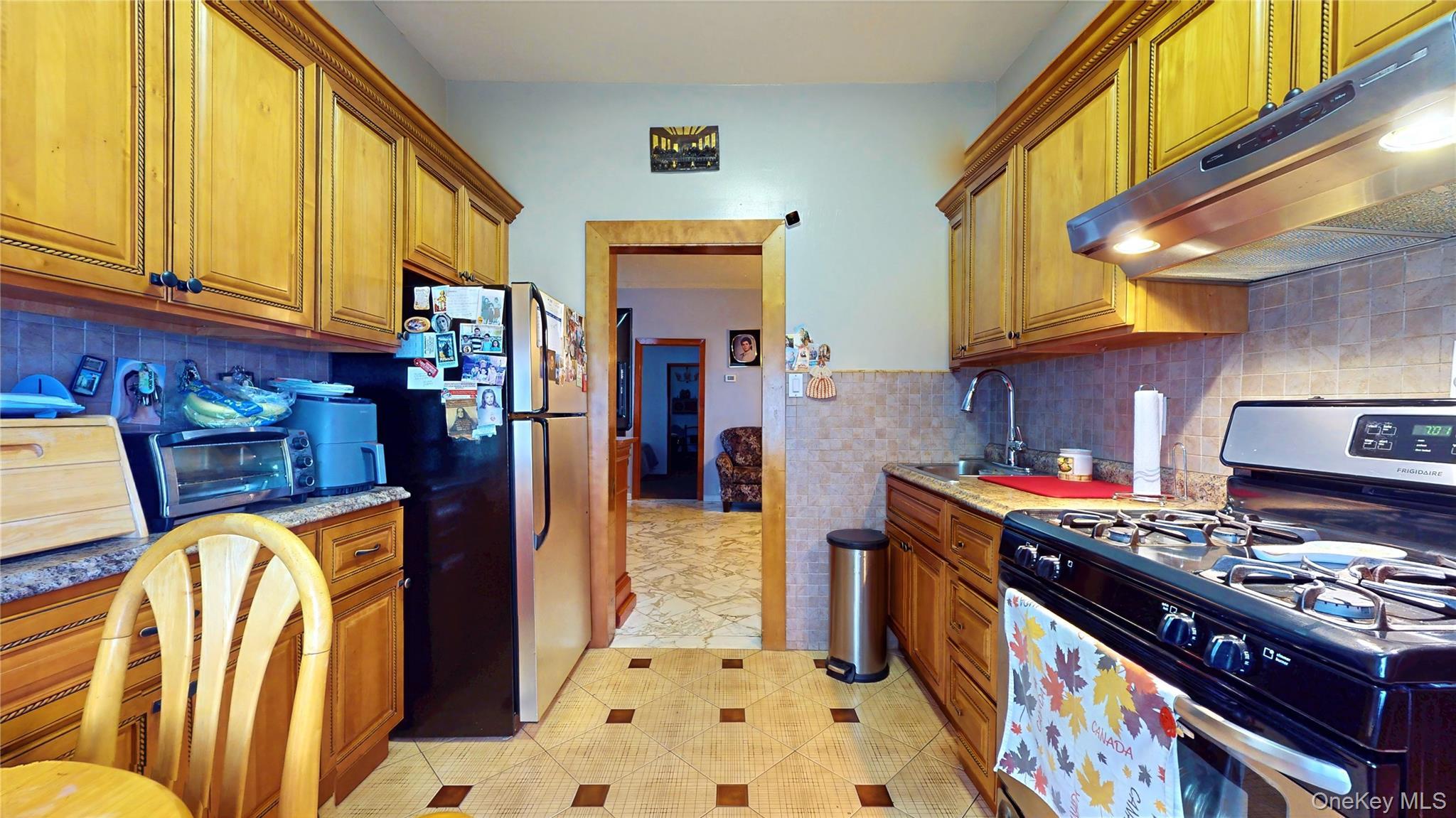 Single Family 60th Place Queens, NY 11385, MLS-1024969-12