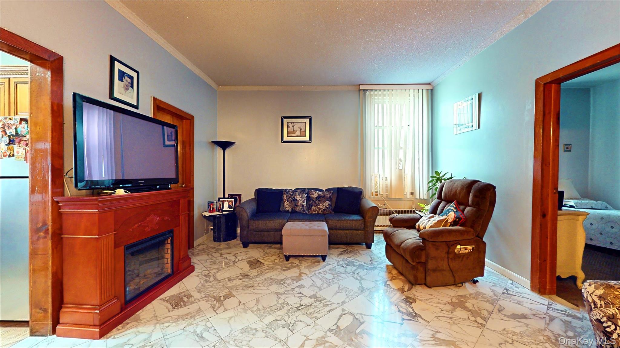 Single Family 60th Place Queens, NY 11385, MLS-1024969-9