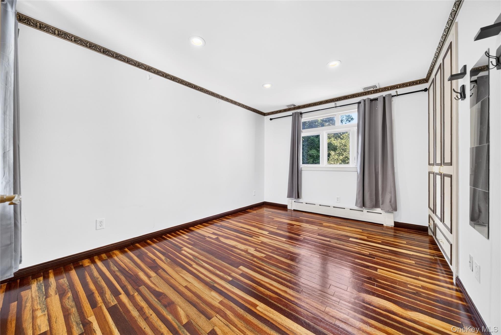 Single Family Wareham Place  Queens, NY 11432, MLS-1024985-10