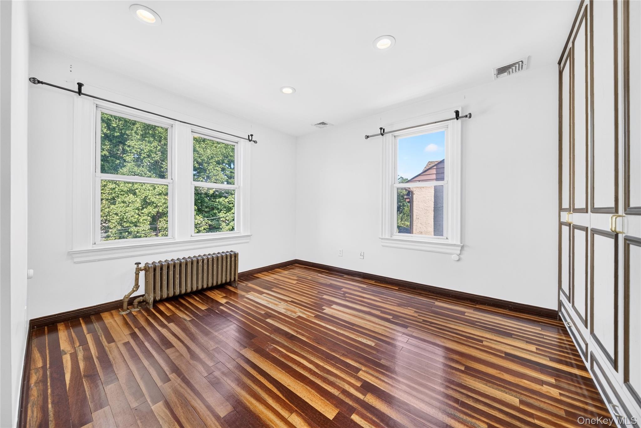 Single Family Wareham Place  Queens, NY 11432, MLS-1024985-14