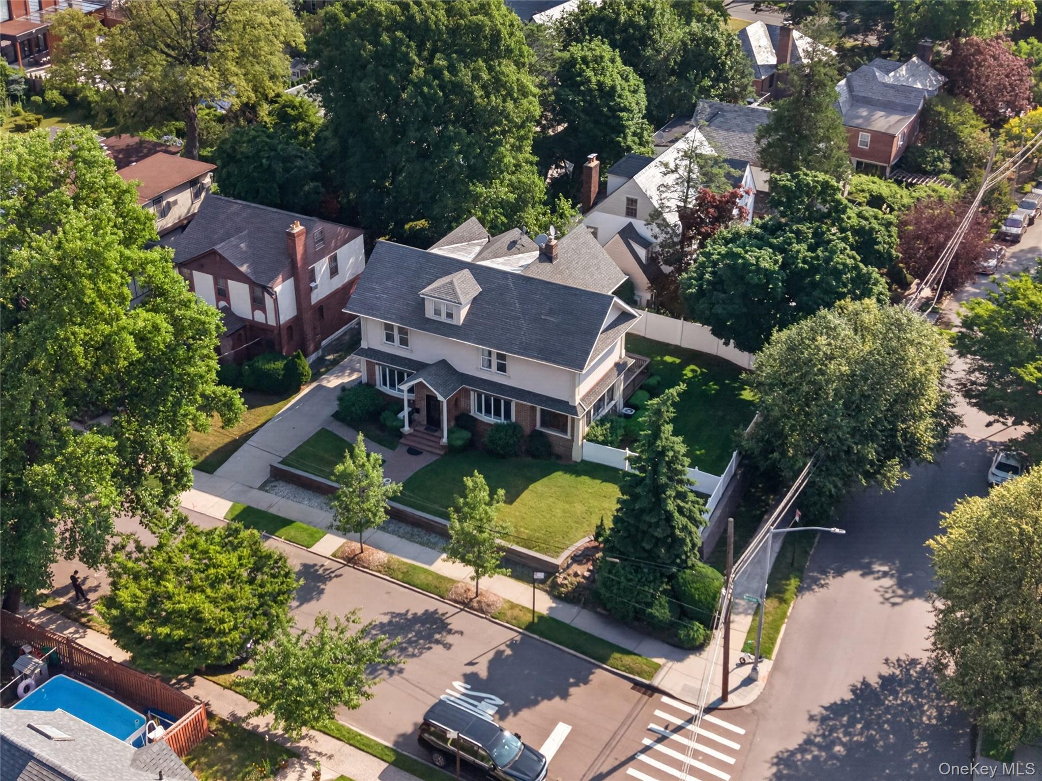 Single Family Wareham Place  Queens, NY 11432, MLS-1024985-3