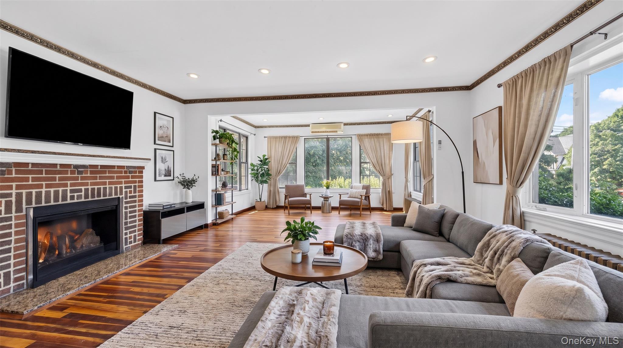 Single Family Wareham Place  Queens, NY 11432, MLS-1024985-4