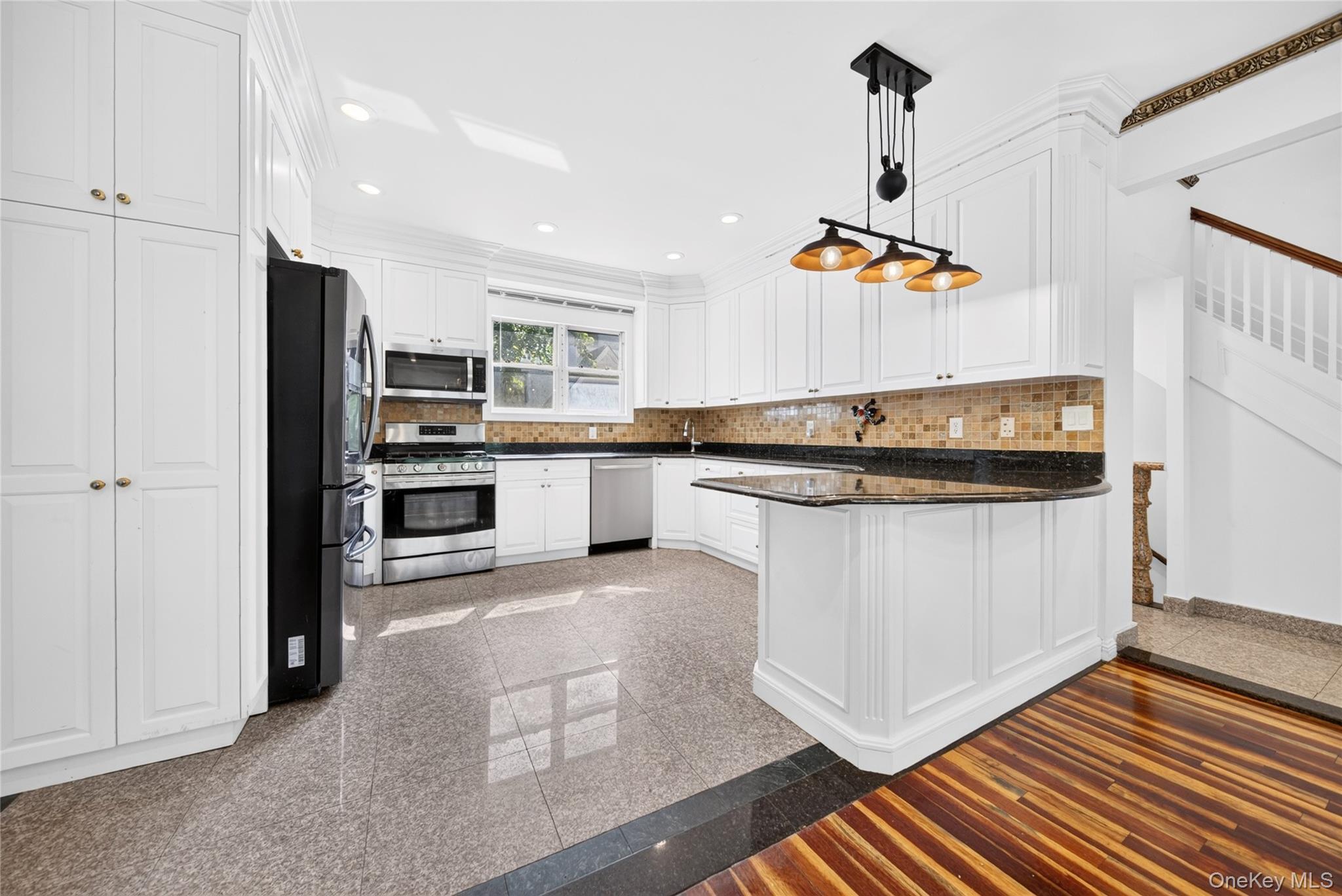 Single Family Wareham Place  Queens, NY 11432, MLS-1024985-7