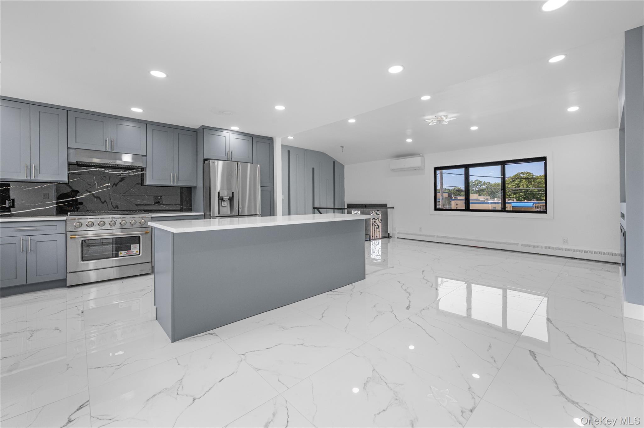 Single Family Central Park Road  Nassau County, NY 11803, MLS-1025004-31