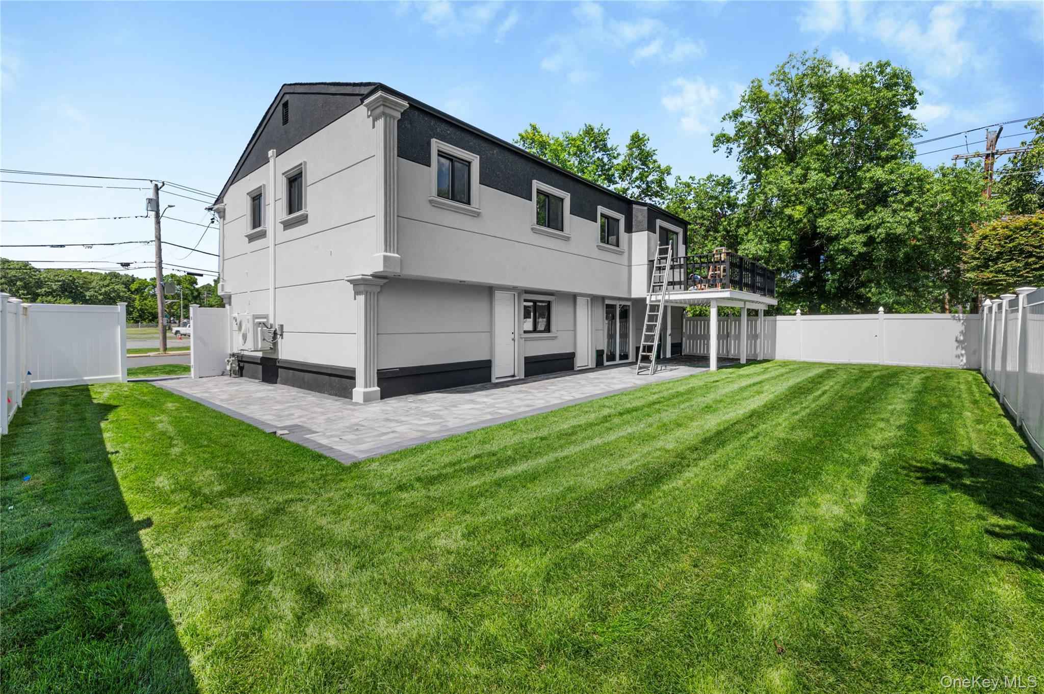 Single Family Central Park Road  Nassau County, NY 11803, MLS-1025004-38